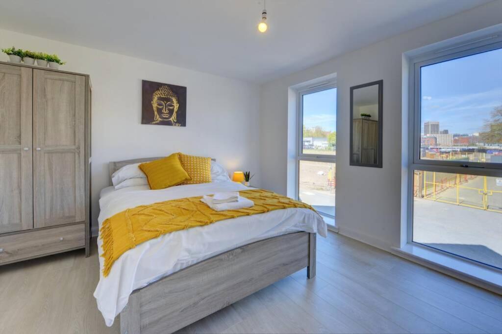 The Stratford Palace Apartment Birmingham Luaran gambar
