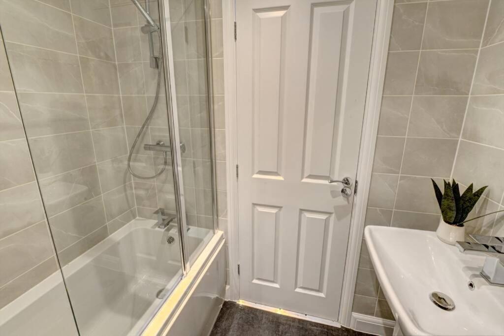 The Stratford Palace Apartment Birmingham Luaran gambar